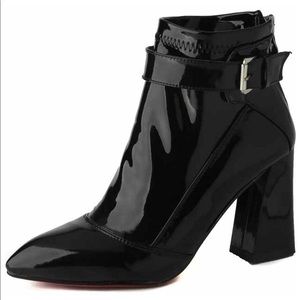 BRAND NEW WITH TAGS: black patent leather heels